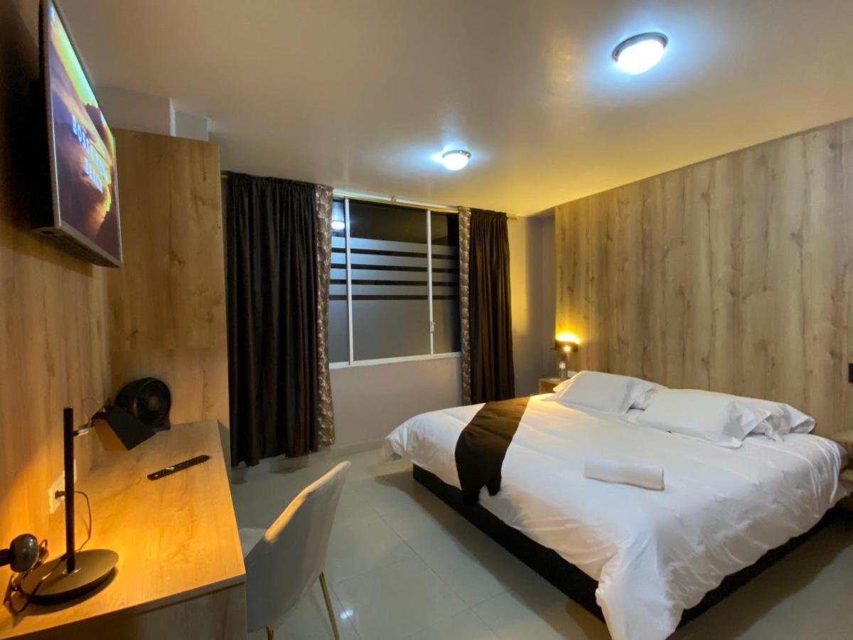 Hotel Wampushkar Zamora Exteriör bild